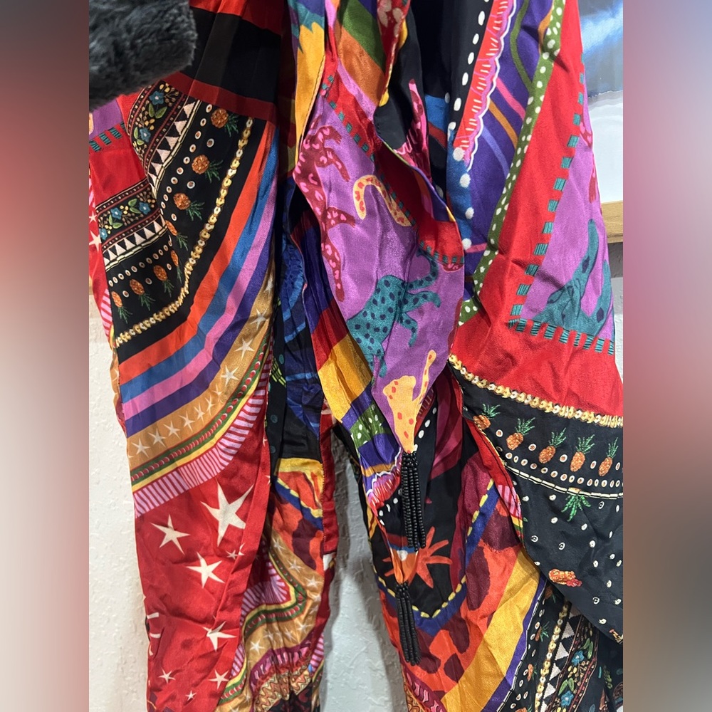 Farm Rio | Patterned Scarf Wrap Pants - Picture 7 of 9